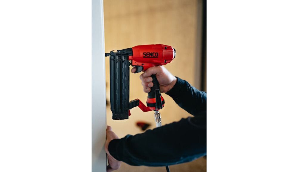 Viimeistelynaulain Senco FinishPro18BL