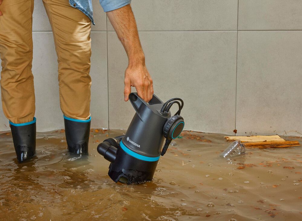 Uppopumppu Gardena Basic 20000