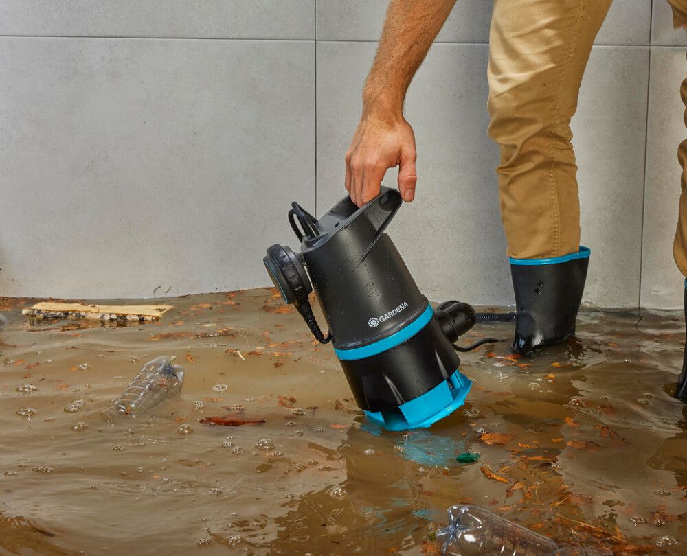 Uppopumppu Gardena Basic 20000 2in1