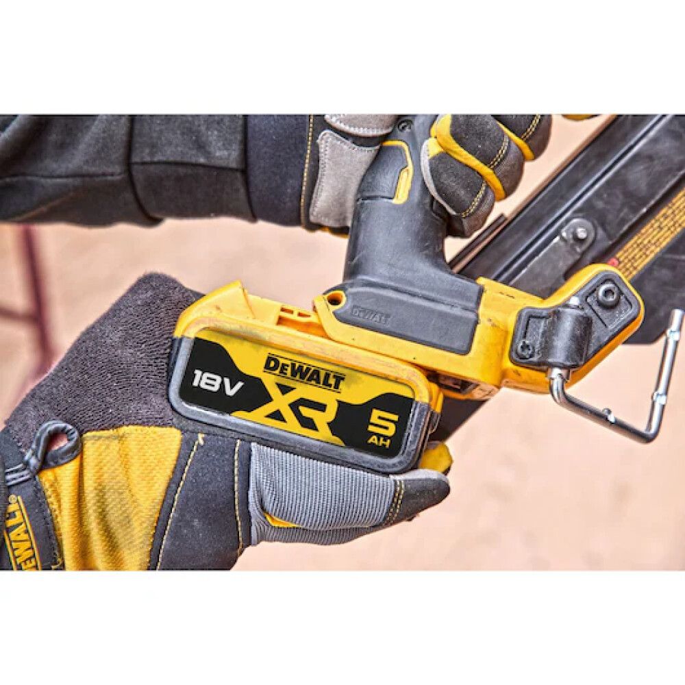 Runkonaulain DeWalt DCN930N-XJ