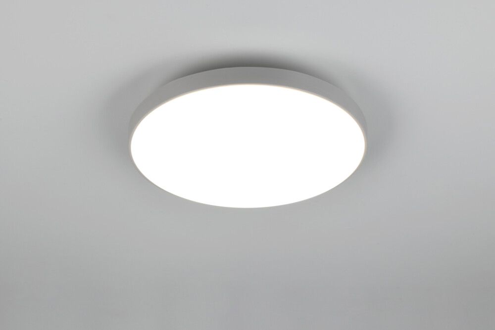 Plafondi Trio Spica IP44 valkoinen Titaani