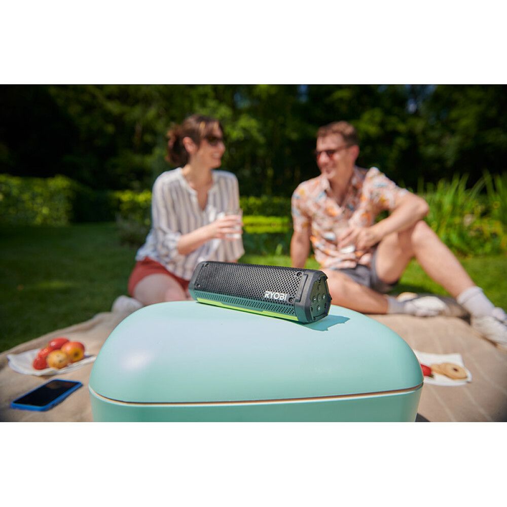 Kaiutin Ryobi USB Lithium RS4-120G