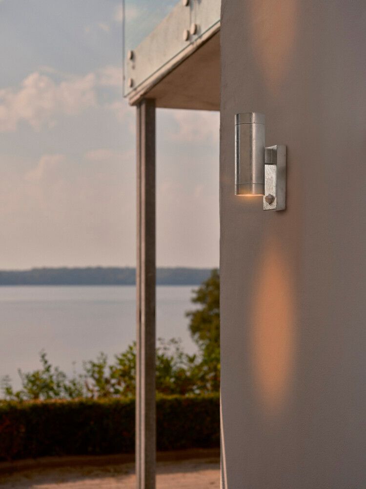 Ulkoseinävalaisin Nordlux Tin Maxi 2-os PIR 2 x GU10 galvanoitu IP54