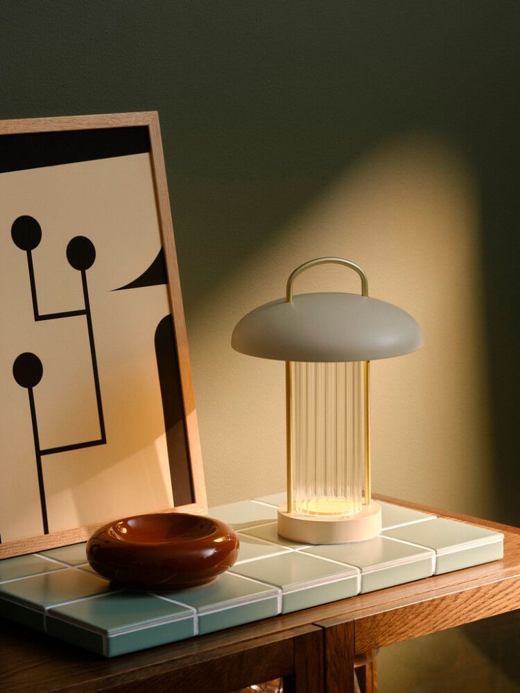 Ladattava pöytävalaisin Nordlux Mirano Ø 20 × 29 cm Beige