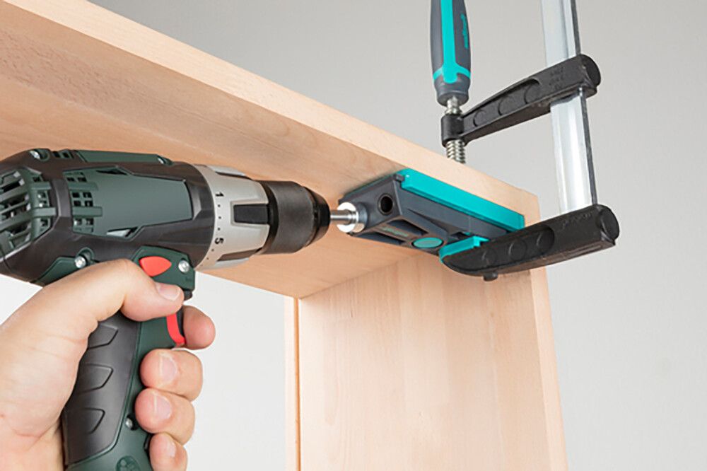 Porrastettujen poranterien sarja piiloliitoksiin Wolfcraft