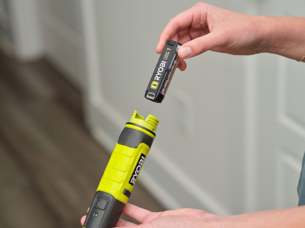 Puhdistusharja Ryobi USB Lithium RDS4-0