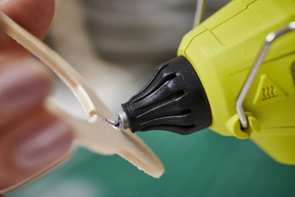 Akkukuumaliimapistooli Ryobi USB Lithium RGLU4-0