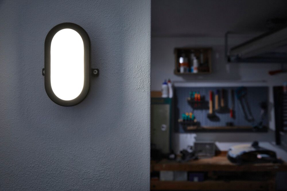 LED-yleisvalaisin Osram Bulkhead 14,3 x 21,6 cm IP54 Musta