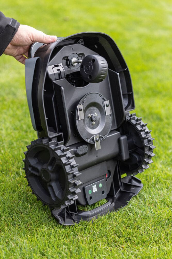 Robottileikkuri Scheppach BRMR300