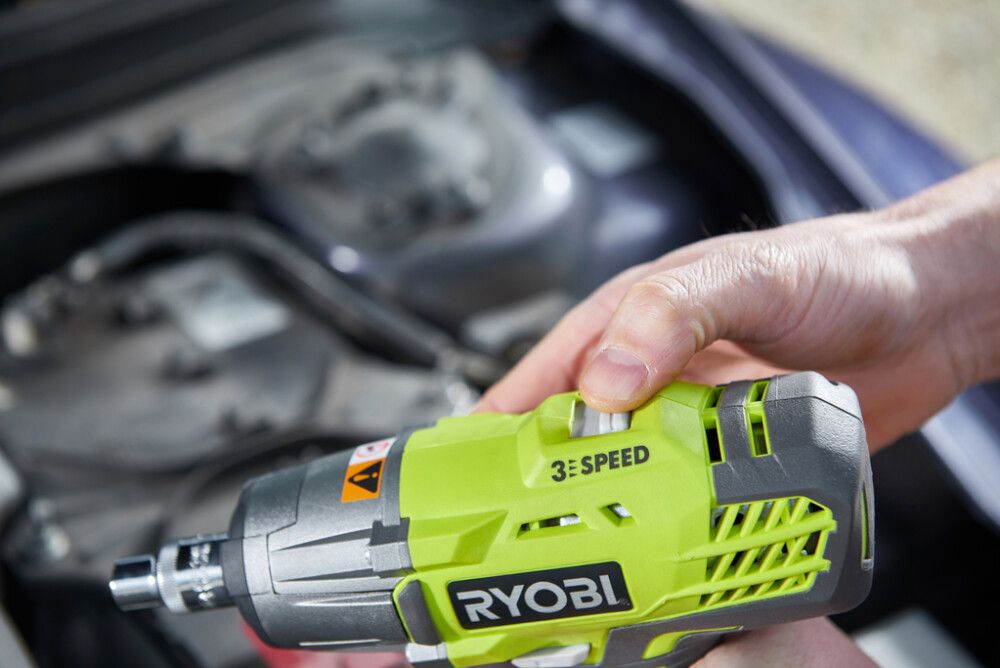 Iskevä mutterinväännin Ryobi ONE+ HP RIW183N-0