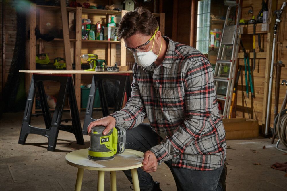 Epäkeskohiomakone Ryobi ONE+ R18ROSN-0