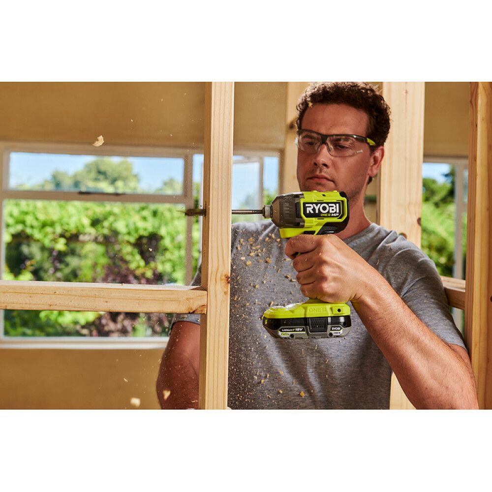 Iskevä ruuvinväännin Ryobi ONE+ HP RID18X1-0