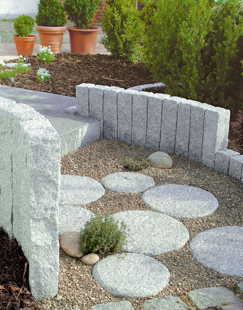 Graniittipaalu 12 x 12 x 50 cm