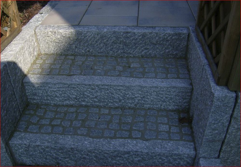 Graniittikivi 8 x 8 x 6 cm