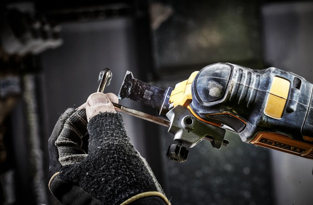 Monitoimityökalu DeWalt DCS356N-XJ