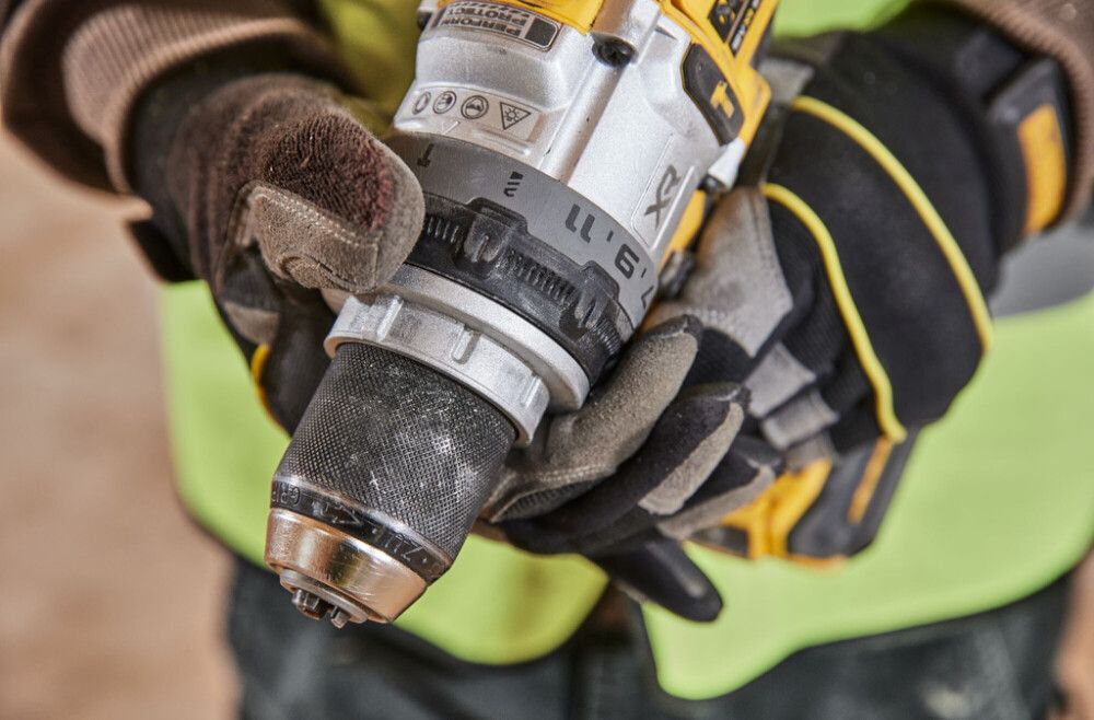 Iskuporakone Dewalt DCD1007NT-XJ