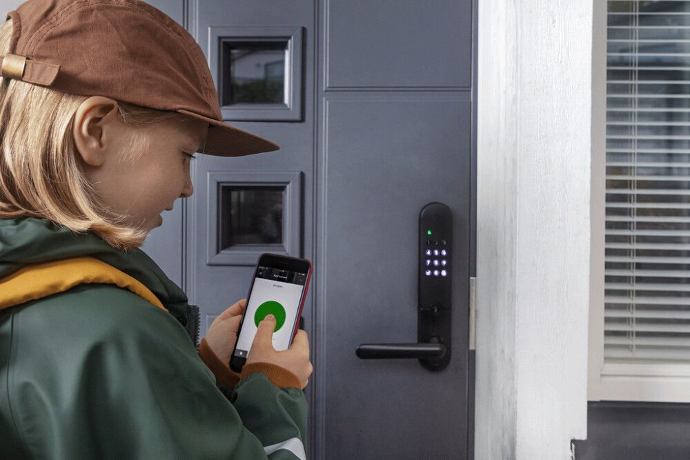 Älylukko Yale Doorman L3