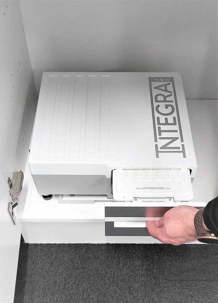 Keskuspölynimuri IntegraVac