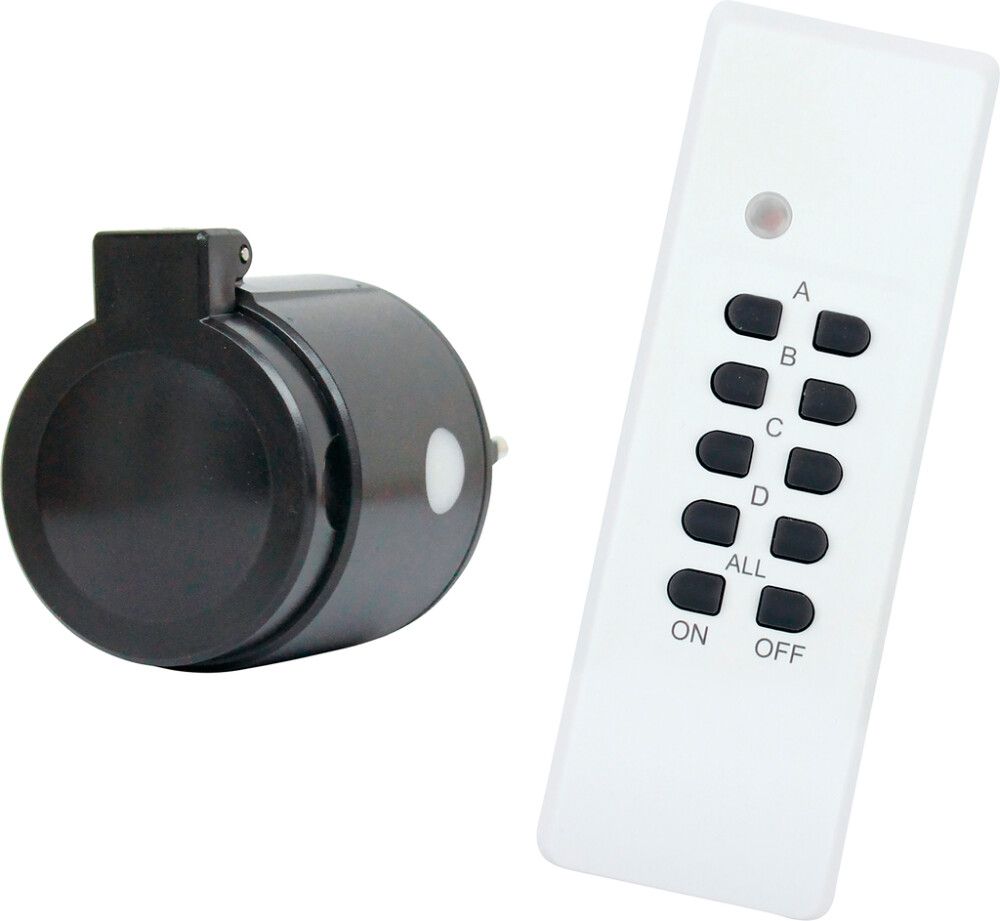 Langaton Pistorasiasetti Airam 3600W