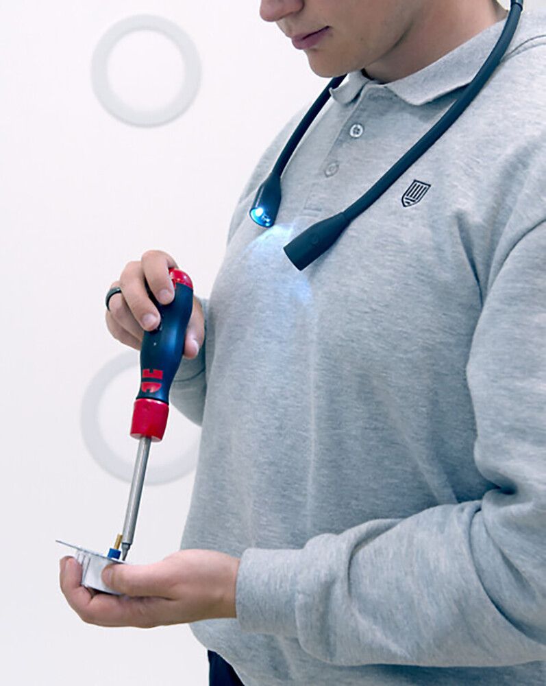 LED Luku- ja käsityövalo Airam USB-ladattava Musta 68 cm