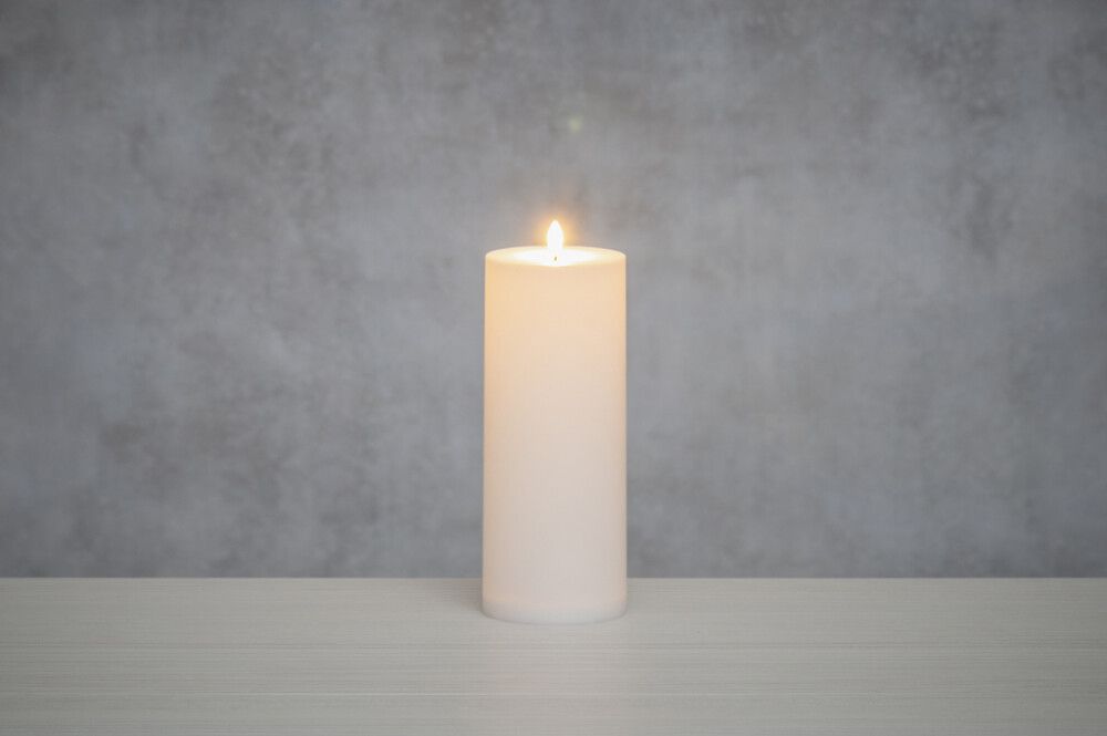 LED-pöytäkynttilä 3D liekki 10 x 25 cm