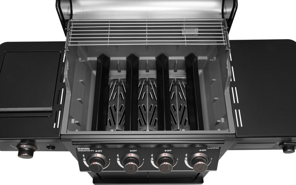 KAASUGRILLI MUSTANG CHARLESTON 4+1