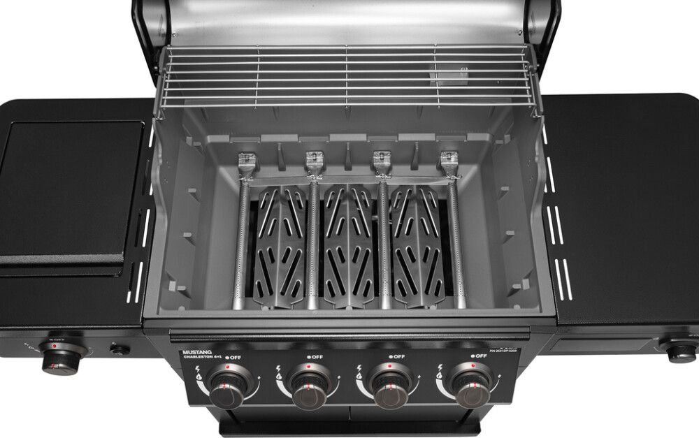 KAASUGRILLI MUSTANG CHARLESTON 4+1