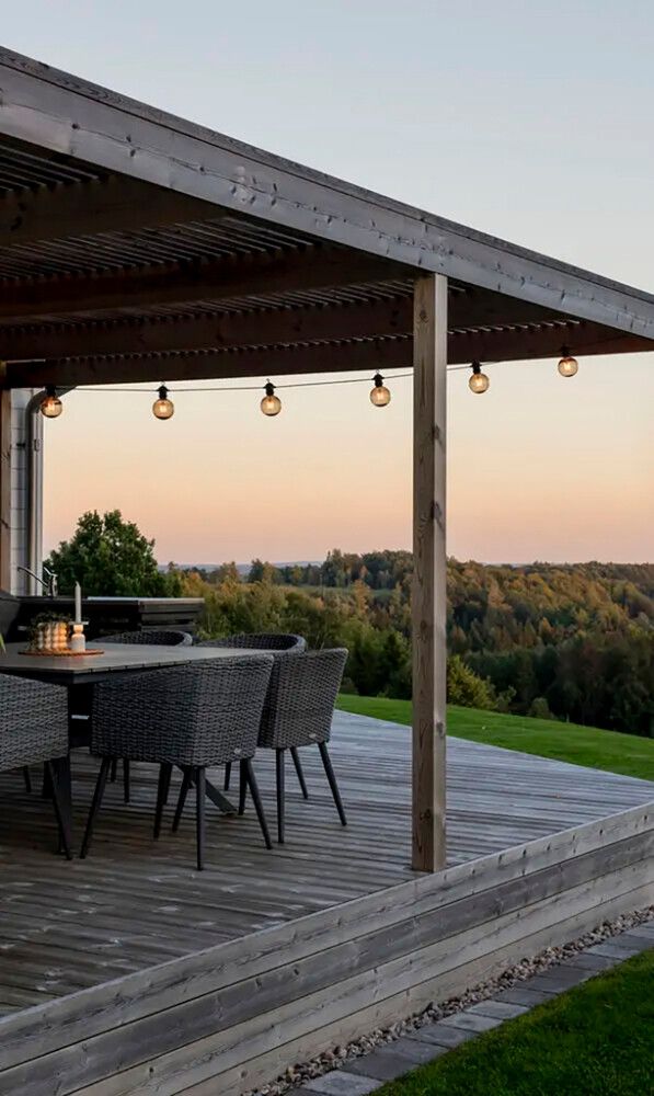 Juhlavalosarja Konstsmide Tivoli 10-os