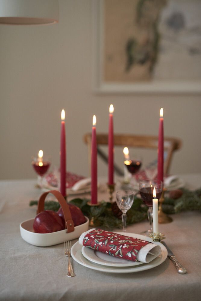 Antiikkikynttilä Havi 28 cm 4 kpl viininpunainen