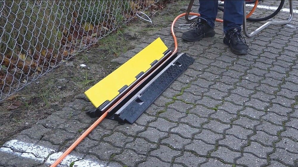 Kaapelisilta Malmbergs 2-os