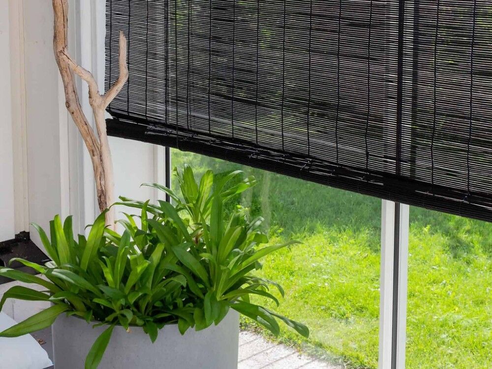 Bamburullaverho Pisla Ming 170 cm, useita väri- ja leveysvaihtoehtoja Musta 160 cm