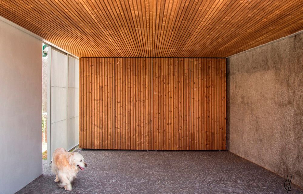 Ulkoverhouspaneeli Luna Triple Shadow 32x140 mm (per metri)