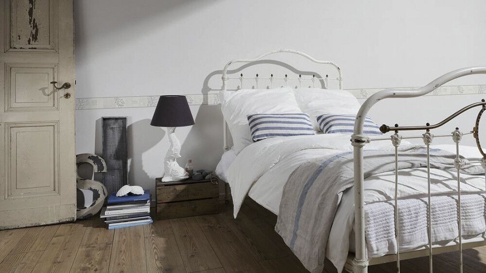 Boordi A.S. Creation Itseliimautuva Oksat Vaalea