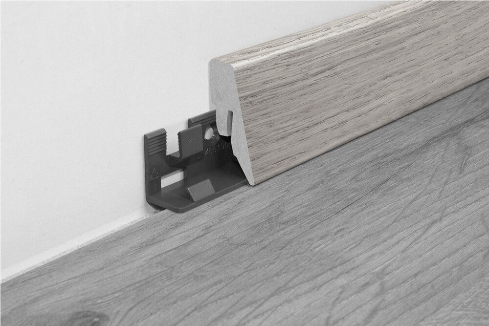 Jalkalista Logoclic K40 C Tammi Colmar MDF 19 x 40 x 2600 mm