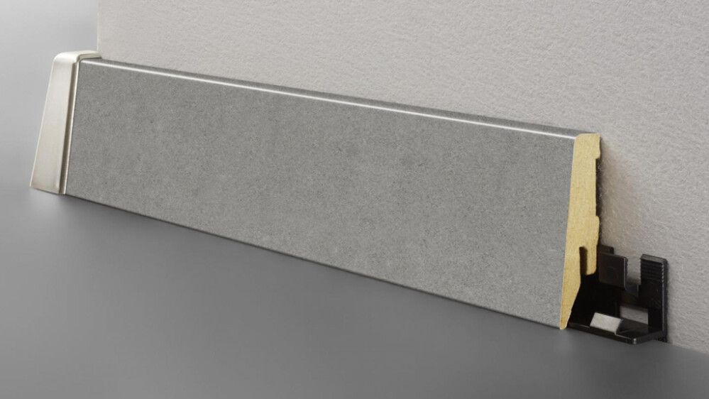 Jalkalista Logoclic Dark Slate 18 x 58 x 2600 mm