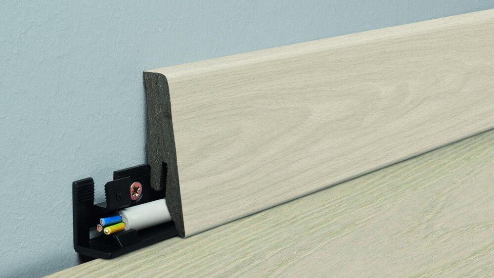 Jalkalista Logoclic Mistery Oak 18 x 58 x 2600 mm