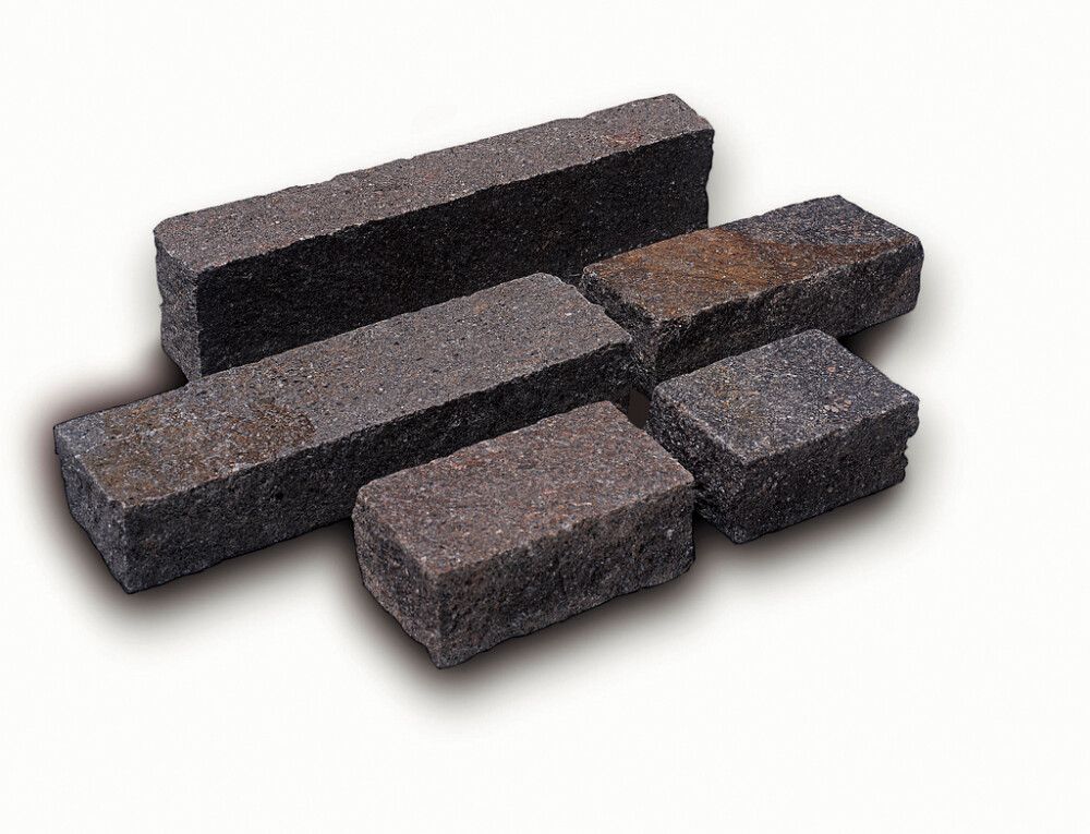 Reunuskivi porfyyrikivelle (per metri)