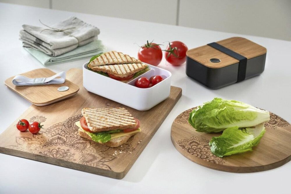 Eväsrasia 19 x 12 x 7 cm, valkoinen