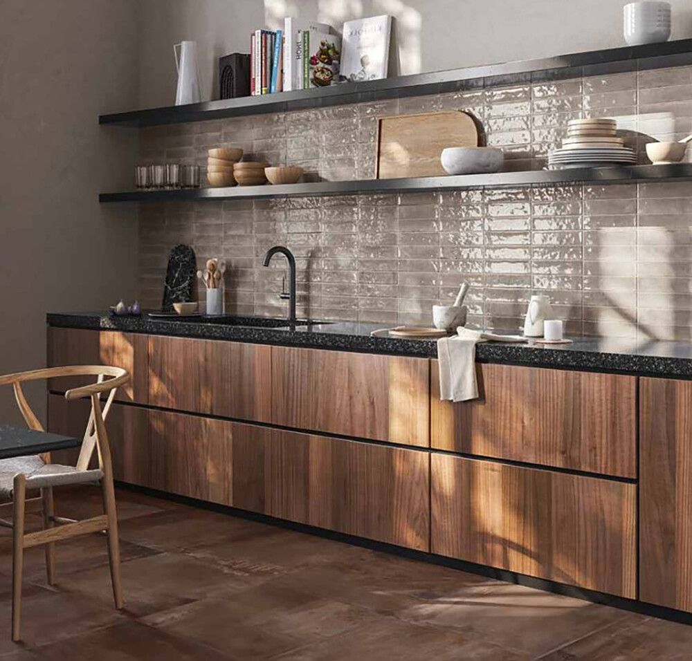 Seinälaatta Bayker Raku Grigio Ferro 6 x 25 cm