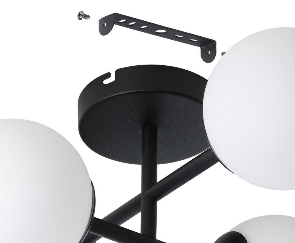 Kylpyhuonevalaisin Eglo Castrovido musta IP44