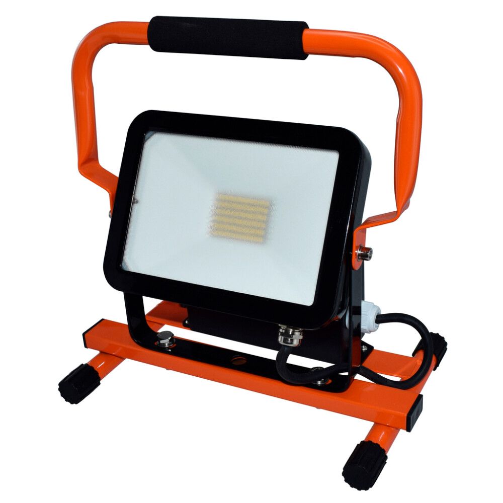 LED-työvalaisin Harju 30W IP44 2 x Pistorasiaa