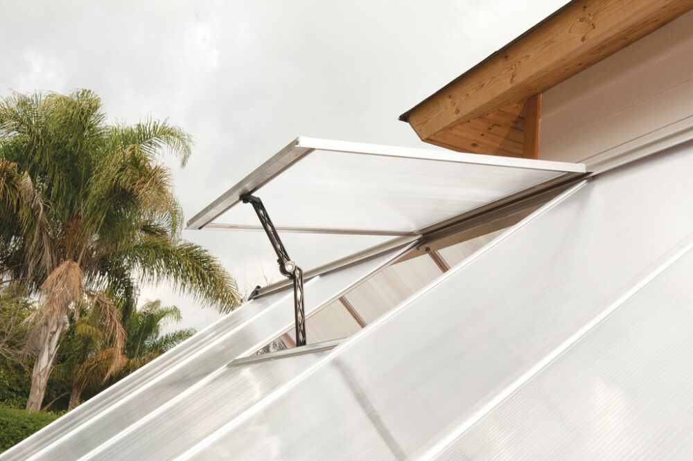 Sivuikkuna avaajalla Palram-Canopia kasvihuoneisiin