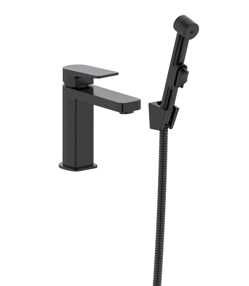 Pesuallashana Harju Ruoko Käsisuihkulla Mattamusta