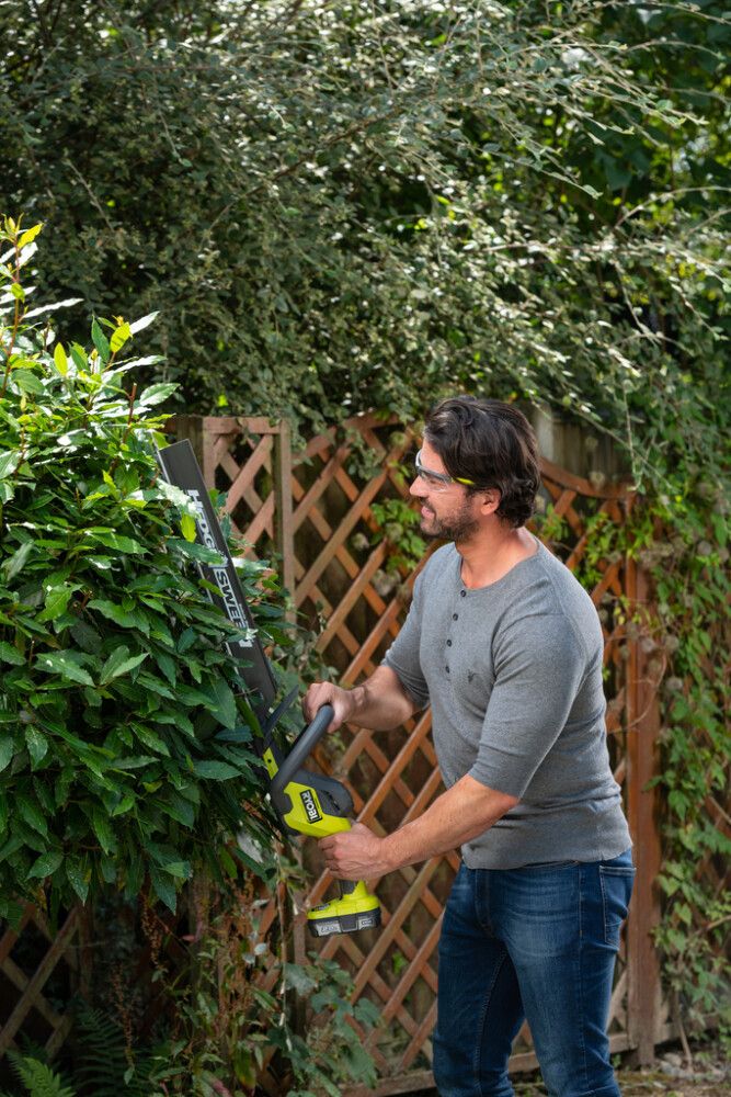 Pensasleikkuri Ryobi ONE+ RY18HT50A-0