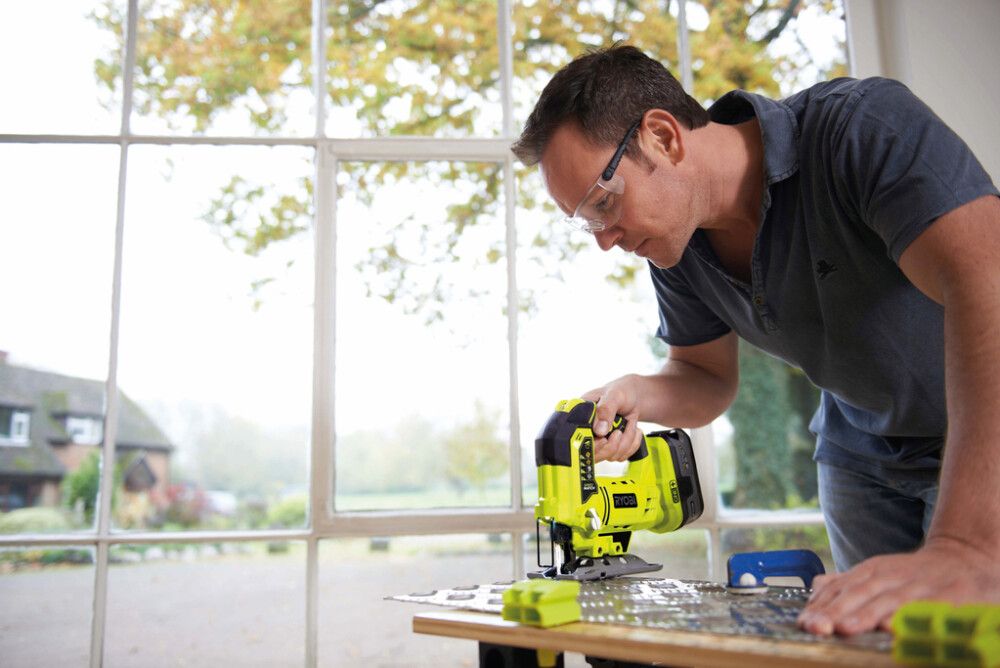 Konesarja Ryobi ONE+ R18CK2PJ-1X40S