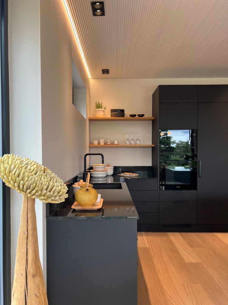 Sisustuspaneeli Siparila VIRE puhdas valkoinen 15 x 90 x 3600 mm