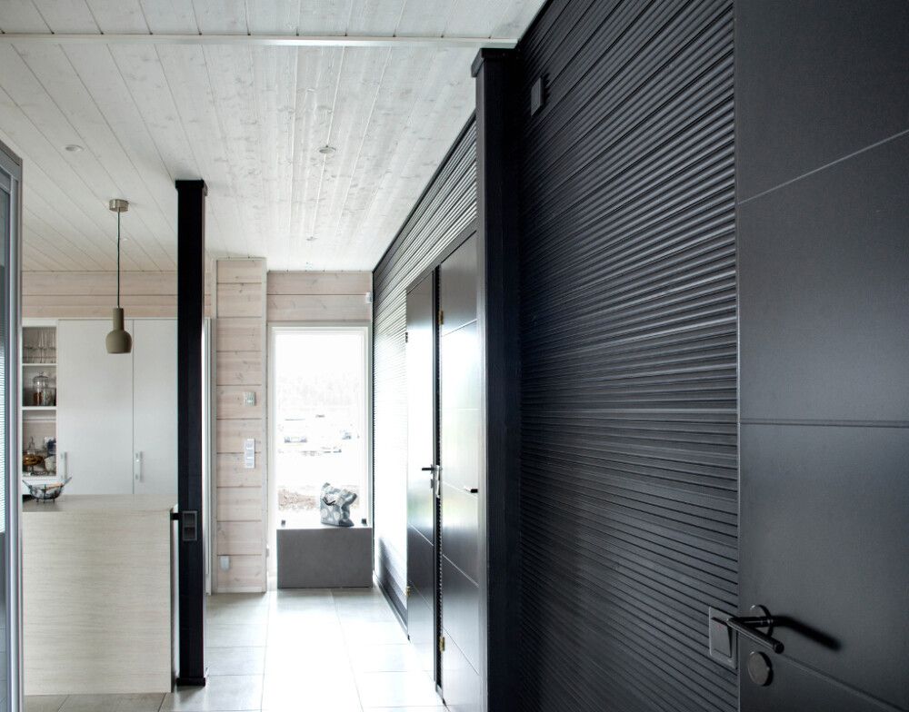 Sisustuspaneeli Siparila VIRE mattamusta 15 x 90 x 2700 mm