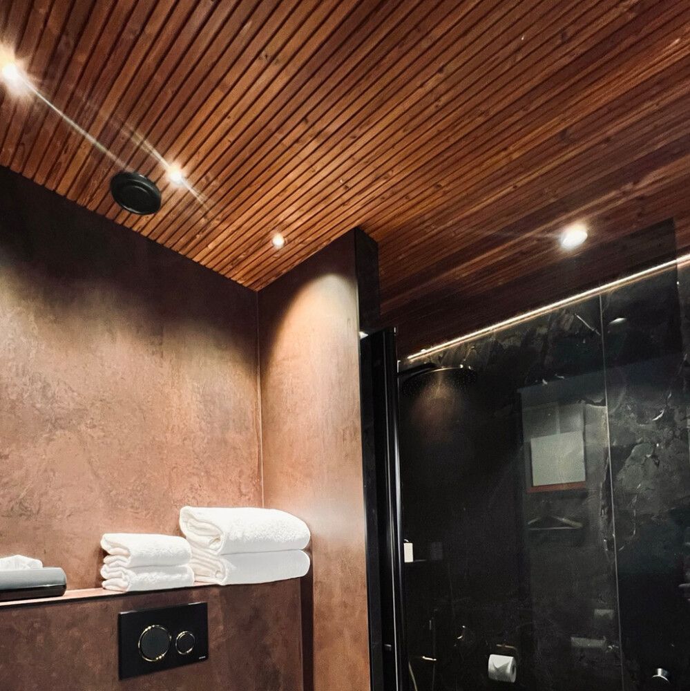 Sisustuspaneeli Siparila PURO Lämpökäsitelty kuusi 15 x 90 mm 2350 mm