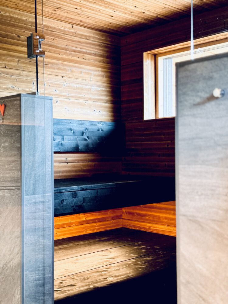 Sisäpaneeli Siparila Kaski lämpömänty 17 x 92 x 2050 mm