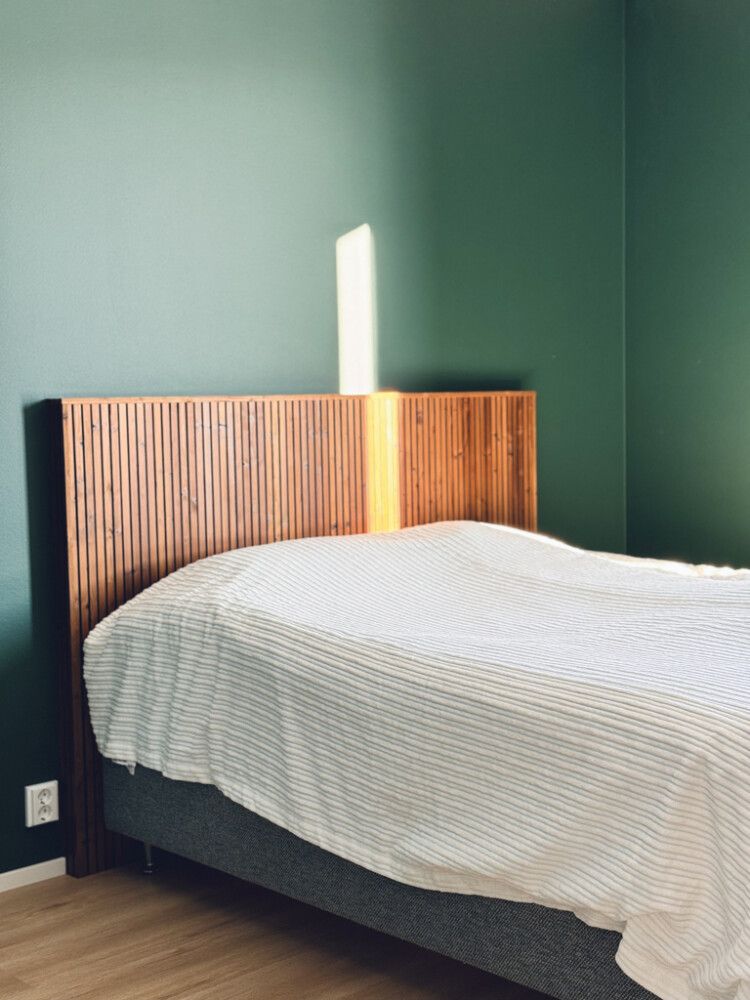 Sisustuspaneeli Siparila Sola lämpömänty 17 x 90 x 2050 mm